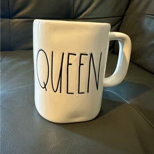 RAE DUNN Artisan Collection Queen Mug
